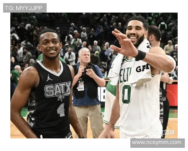 福克斯：进攻篮板很关键 制造对手失误转换进攻我们都要做得更好