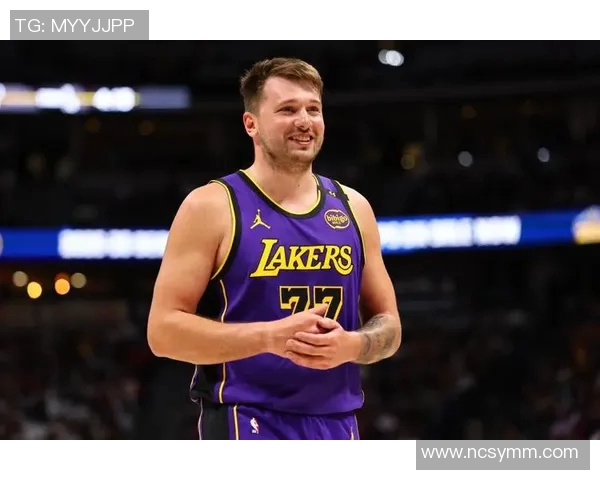 湖人管理层再现逆天思维！为东契奇放弃追字母：因为他和老詹一样